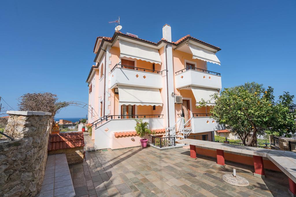 Araucaria Villa Atsipopoulo Luaran gambar